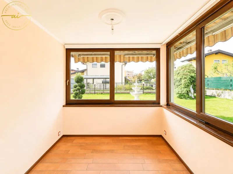 AMPIA CASA DI 5.5 LOCALI CON GIARDINO IN ZONA VERDE A STABIO, foto 7
