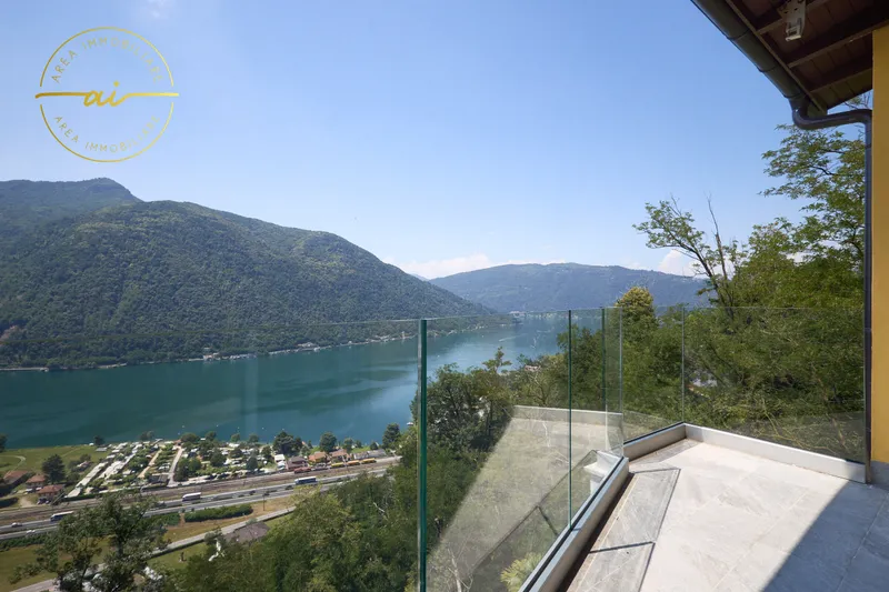 BELLA CASA INDIPENDENTE CON VISTA LAGO A ROVIO, photo 7
