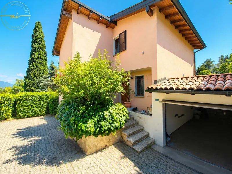 CASA UNIFAMILIARE CON GIARDINO IN MEZZO AL VERDE, foto 9