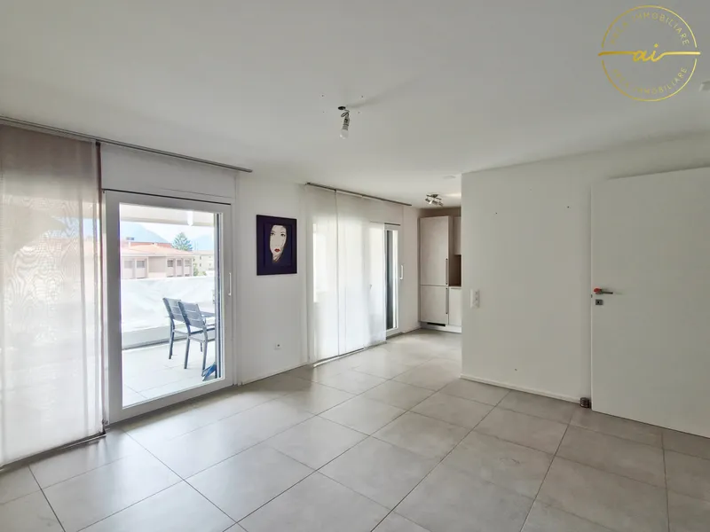 MODERNO APPARTAMENTO DI 3.5 LOCALI CON AMPIA TERRAZZA, photo 1