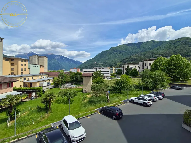 MODERNO APPARTAMENTO DI 3.5 LOCALI CON AMPIA TERRAZZA, photo 3
