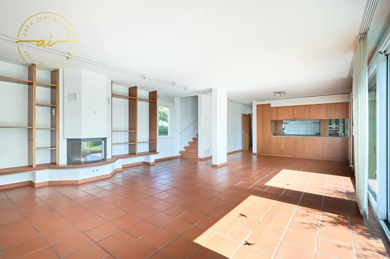 VILLA CON STUDIO SEPARATO E MERAVIGLIOSO GIARDINO, photo 10