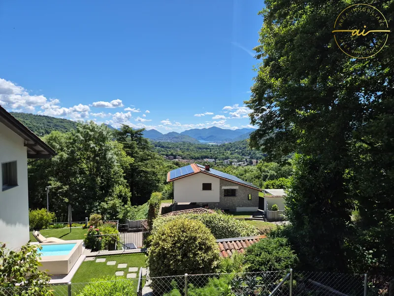 ESCLUSIVO 4.5 LOCALI CON GIARDINO E VISTA PANORAMICA, Foto 3