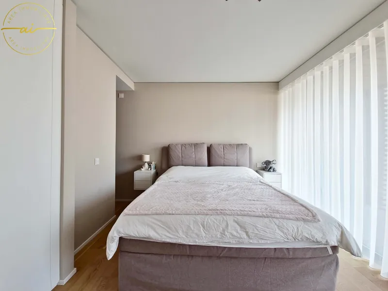 ELEGANTE APPARTAMENTO 3.5 LOCALI CON TERRAZZA E VISTA LAGO, foto 9