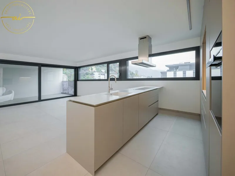 MODERNO APPARTAMENTO 2,5 LOCALI CON FINITURE DI PREGIO, Foto 4