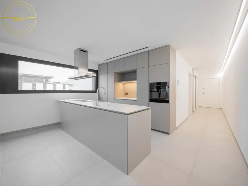 MODERNO APPARTAMENTO 2,5 LOCALI CON FINITURE DI PREGIO, Foto 2