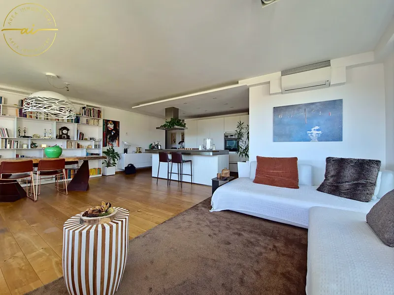 LUMINOSO APPARTAMENTO DI 3.5 LOCALI CON AMPIA TERRAZZA, foto 6