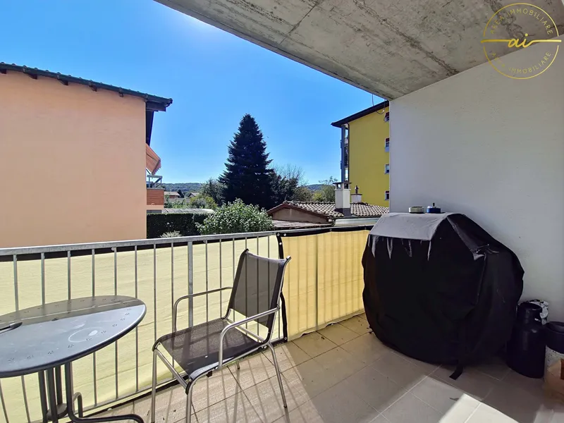 AMPIO E LUMINOSO APPARTAMENTO DI 4.5 LOCALI CON BALCONE, Foto 4