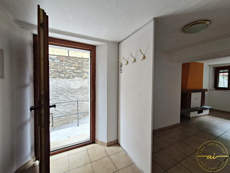 CASA PLURIFAMILIARE CON 3 APPARTAMENTI NEL CUORE DI RIVERA, Foto 3