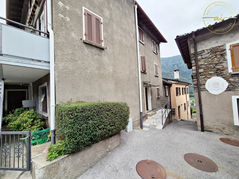 CASA PLURIFAMILIARE CON 3 APPARTAMENTI NEL CUORE DI RIVERA, Foto 8