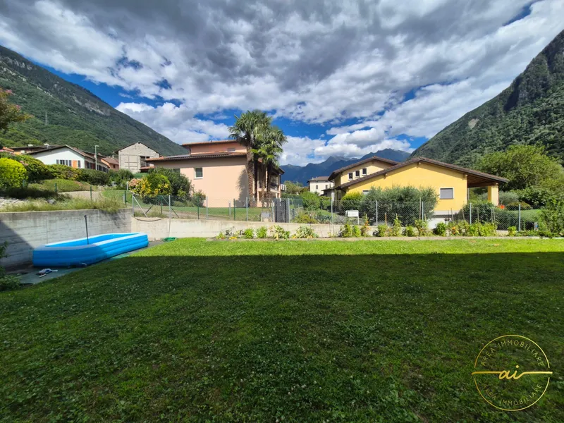 MODERNO APPARTAMENTO 3.5 LOCALI CON GIARDINO A LUMINO, foto 3