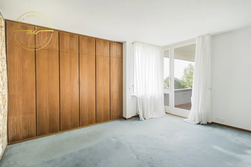 PRESTIGIOSA VILLA BIFAMILIARE CON PISCINA E AMPI SPAZI, Foto 13