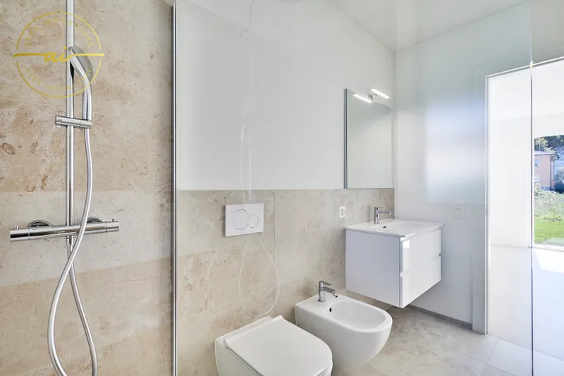 ELEGANTE 2.5 LOCALI DI NUOVA COSTRUZIONE CON GIARDINO, foto 10
