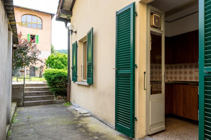CASA UNIFAMILIARE CON LOCALE COMMERCIALE ANNESSO, photo 7