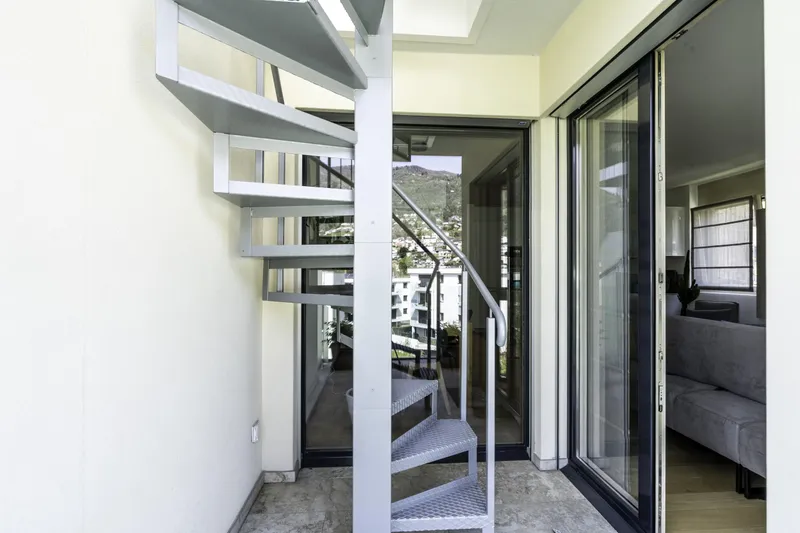 ATTICO MODERNO E LUMINOSO 3.5 LOCALI CON TERRAZZA PANORAMICA, foto 4