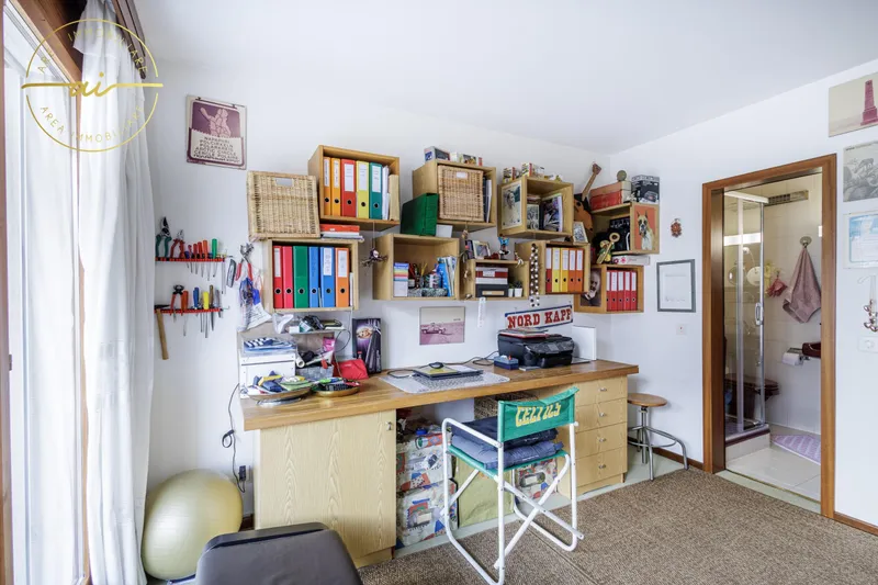 APPARTAMENTO 4.5 LOCALI CON TERRAZZE E VISTA LAGO – PORZA, photo 11