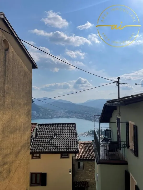 APPARTAMENTO DUPLEX 3 LOCALI CON VISTA LAGO, foto 2