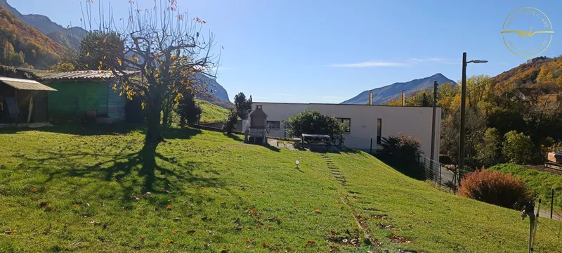 TERRENO EDIFICABILE IN ZONA SOLEGGIATA AD AROGNO, Foto 2