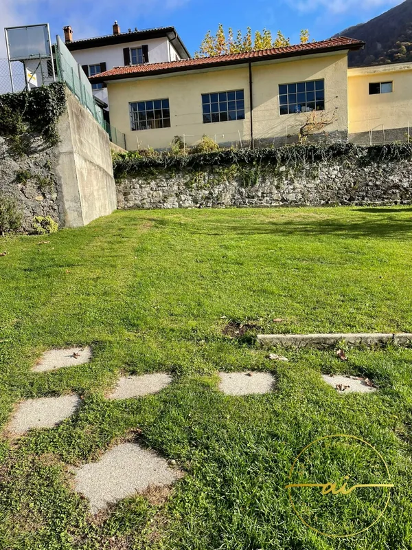 TERRENO EDIFICABILE IN ZONA SOLEGGIATA AD AROGNO, Foto 4