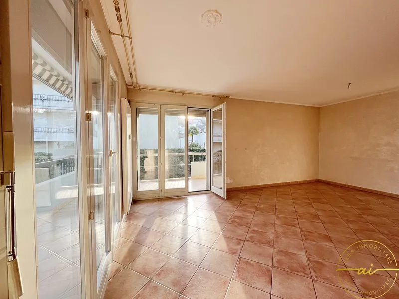 APPARTAMENTO 4.5 LOCALI CON TERRAZZA A BREGANZONA, foto 8