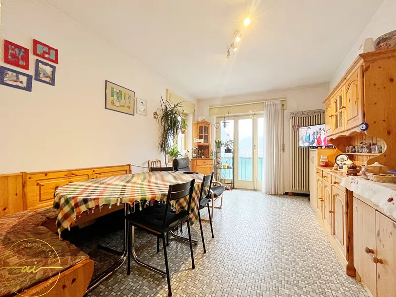 APPARTAMENTO 4 LOCALI CON MERAVIGLIOSA VISTA LAGO, foto 2