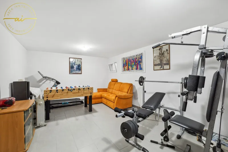 MERAVIGLIOSA CASA UNIFAMILIARE CON GIARDINO PRIVATO, Foto 11
