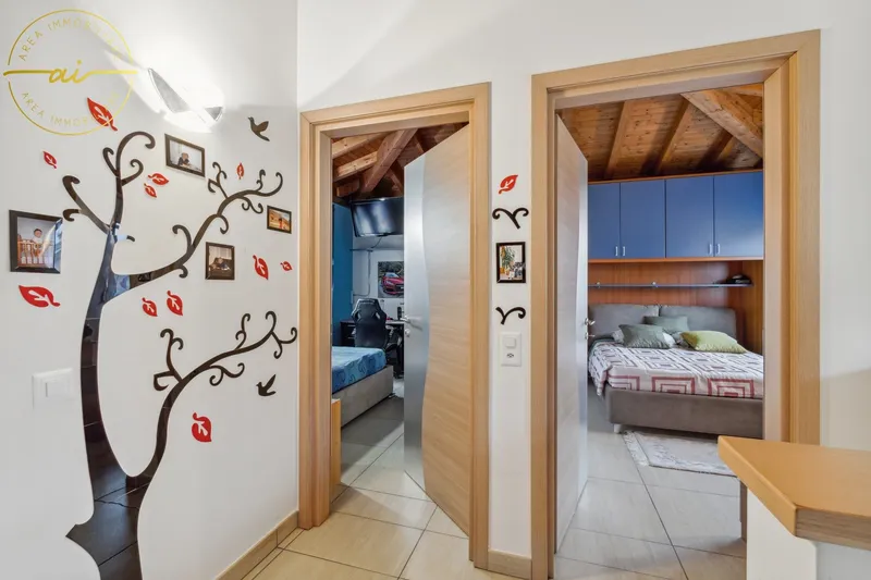 MERAVIGLIOSA CASA UNIFAMILIARE CON GIARDINO PRIVATO, Foto 10
