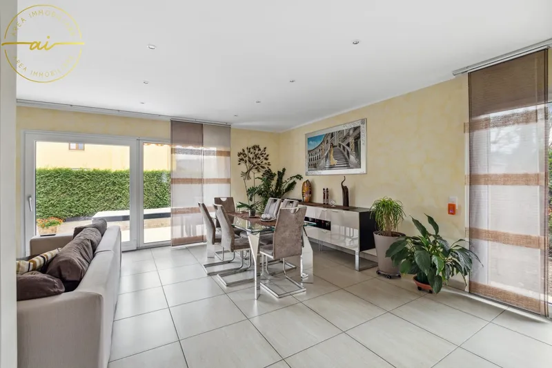 MERAVIGLIOSA CASA UNIFAMILIARE CON GIARDINO PRIVATO, Foto 4