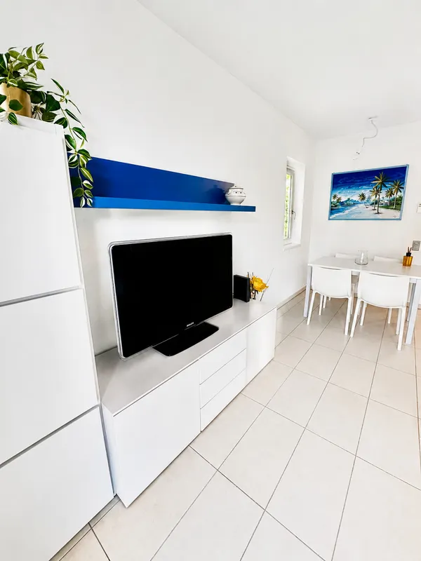 MONO VICINO AL LAGO A LUGANO | RENDIMENTO BNB CIRCA 12%, foto 7