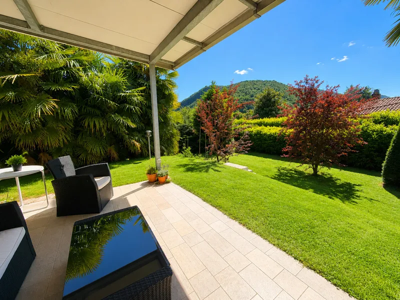 UNA VILLA DA VIVERE DAVVERO | CASLANO, Foto 10