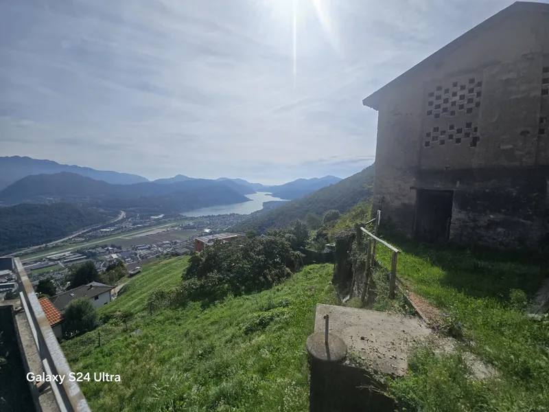 TERRENO EDIFICABILE CON RUSTICO VISTA LAGO A CADEMARIO, Foto 9