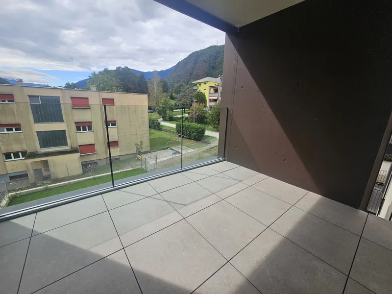 AFFITTASI NUOVO E BELLISSIMO 3.5 LOCALI A LUMINO, photo 3