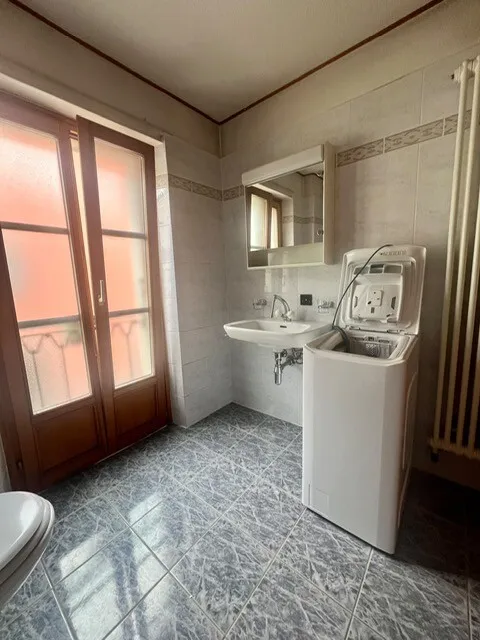 COMODO 2.5 LOCALI RISTRUTTURATO IN RUSTICO TOSCANO A STABIO, foto 6