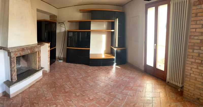 COMODO 2.5 LOCALI RISTRUTTURATO IN RUSTICO TOSCANO A STABIO, foto 1
