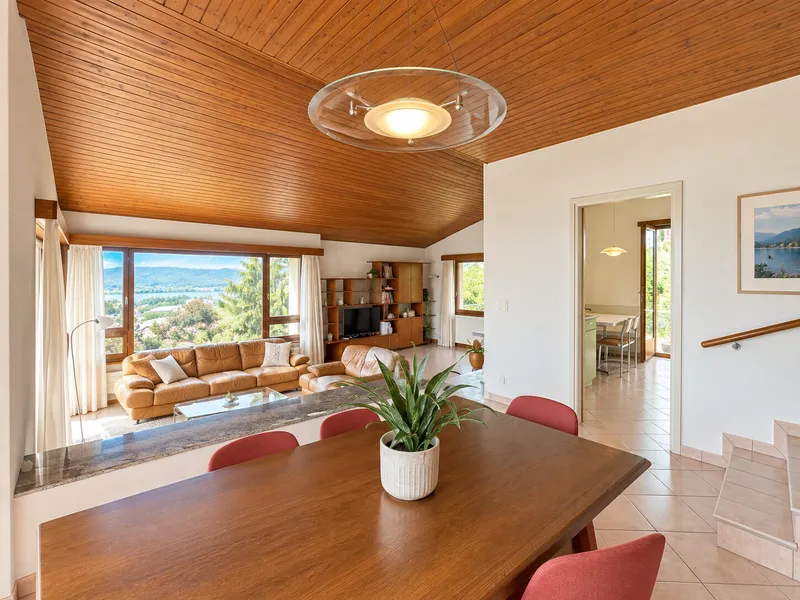 AFFITTASI 5.5 LOCALI CON GIARDINO E VISTA LAGO A MELANO, foto 1
