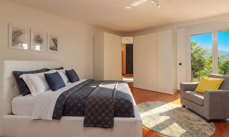 SPLENDIDA VILLA 7.5 LOCALI CON GIARDINO PRIVATO A MONTEGGIO, foto 4
