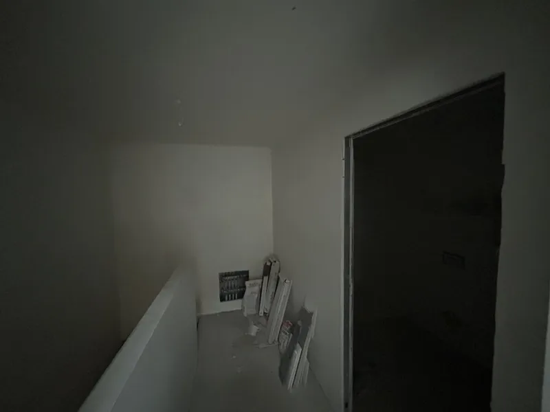 BELLISSIMO DUPLEX 3.5 LOCALI DI NUOVA COSTRUZIONE A BISSONE, Foto 4