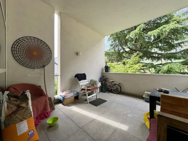CASA UNIFAMILIARE DI 7 LOCALI CON AMPIO GIARDINO A GIORNICO, photo 4