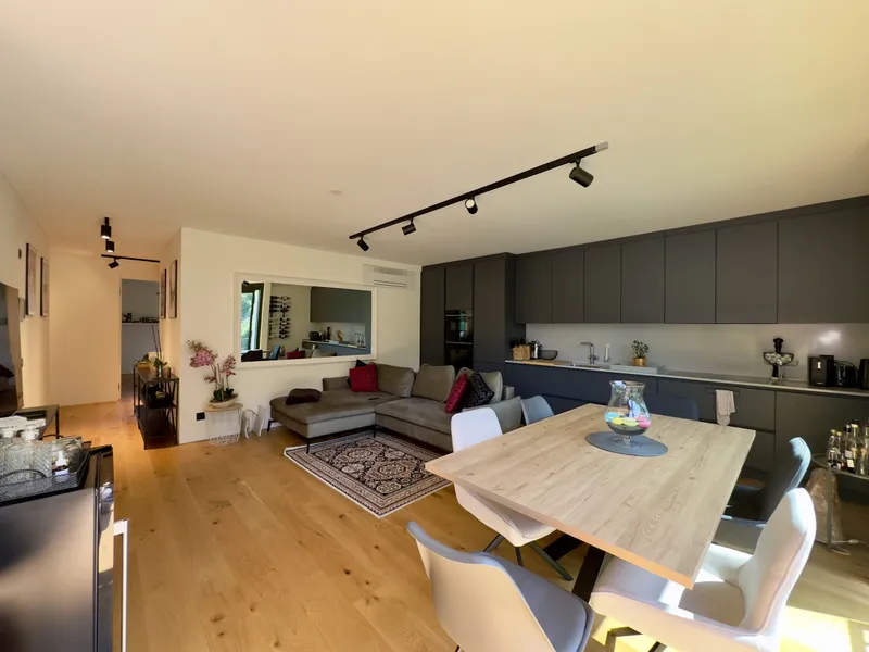 SPLENDIDO E AMPIO 4.5 LOCALI CON FINITURE DI PREGIO A RIVERA, photo 1