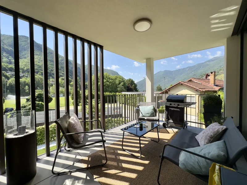 SPLENDIDO E AMPIO 4.5 LOCALI CON FINITURE DI PREGIO A RIVERA, photo 3