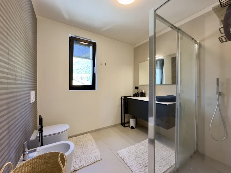 SPLENDIDO E AMPIO 4.5 LOCALI CON FINITURE DI PREGIO A RIVERA, photo 5
