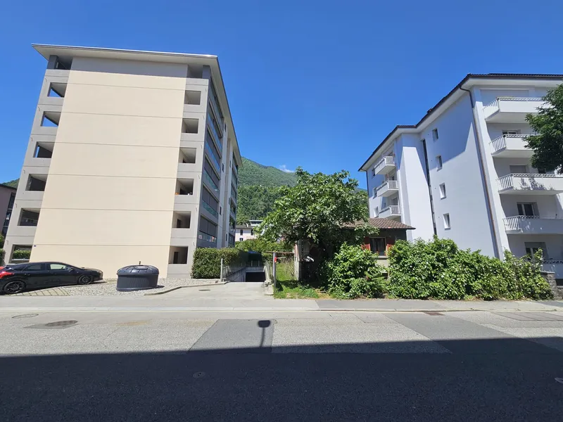 BELLISSIMO TERRENO CON LICENZA APPROVATA A LOCARNO, Foto 2