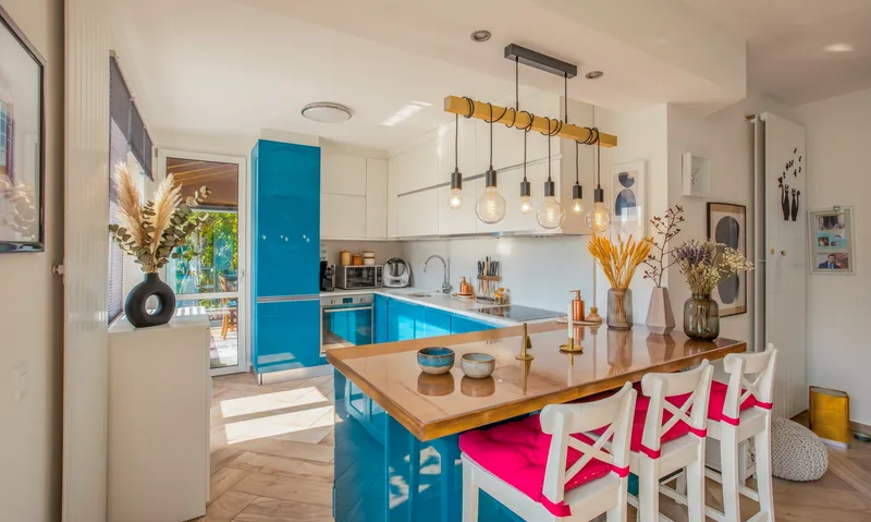 CASA BIFAMILIARE 6.5 LOCALI RINNOVATA VISTA LAGO A MAROGGIA, foto 1