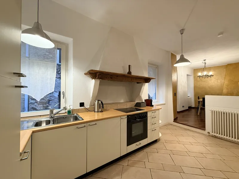 AFFITTASI ESCLUSIVO 4 LOCALI IN PALAZZO STORICO A MORCOTE, foto 2