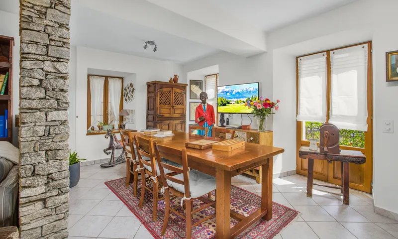 AFFASCINANTE CASA DI NUCLEO DI 7 LOCALI CON TERRAZZA A CURIO, foto 7