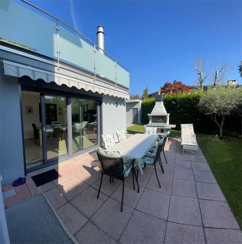 MAGNIFICA VILLA DI 9 LOCALI CON GIARDINO A CADEMPINO, foto 7