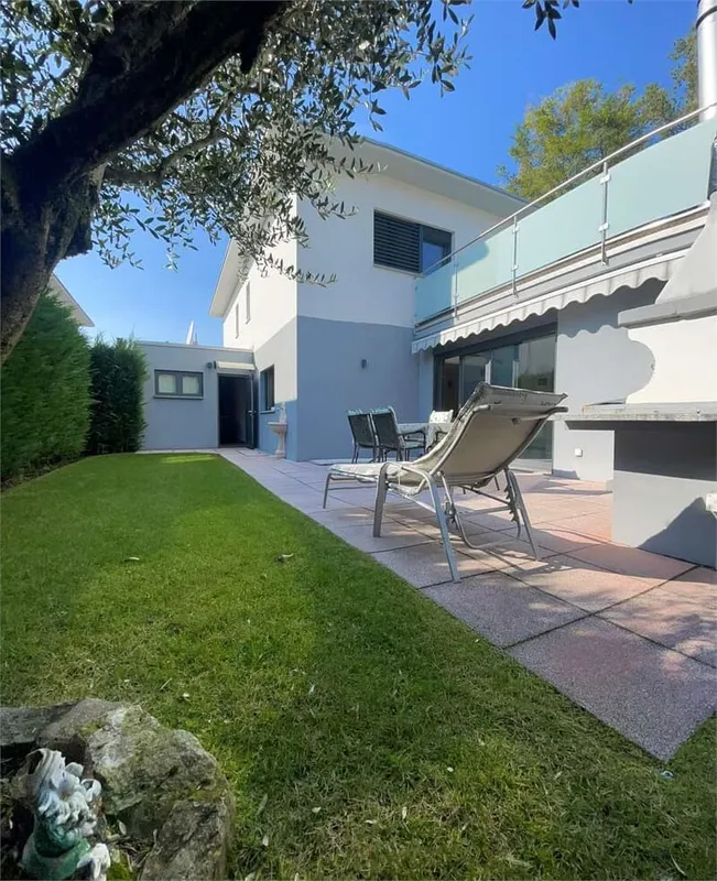 MAGNIFICA VILLA DI 9 LOCALI CON GIARDINO A CADEMPINO, foto 6