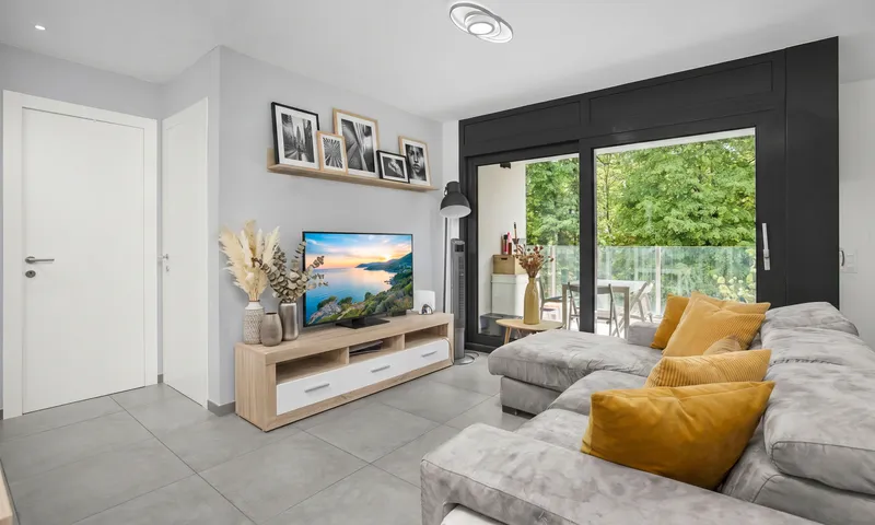 ELEGANTE APPARTAMENTO 4.5 LOCALI CON TERRAZZA A DINO, foto 4