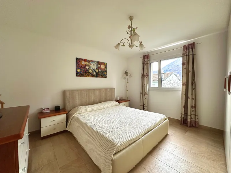 ELEGANTE 3.5 LOCALI CON AMPIA TERRAZZA NEL CUORE DI CASTIONE, Foto 5