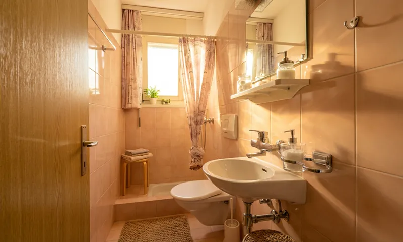 RESIDENZA SECONDARIA - 3.5 LOCALI CON GIARDINO A CASLANO, foto 8